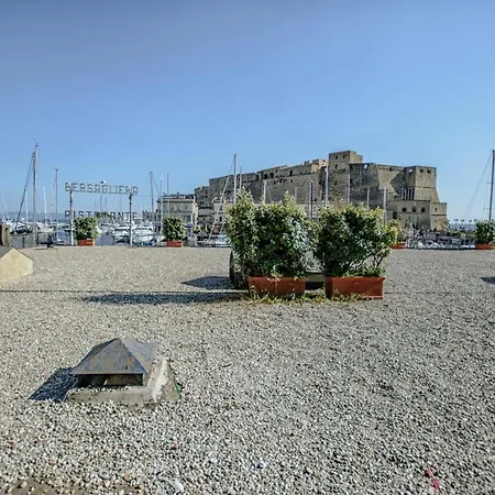Il Faro Di Serapide Bed & Breakfast Naples