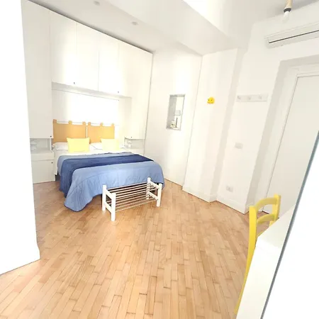 Il Faro Di Serapide Nocleg ze śniadaniem