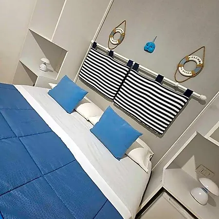 Il Faro Di Serapide Bed & Breakfast