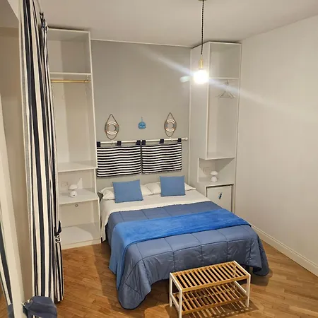 Il Faro Di Serapide فندق مبيت وإفطار