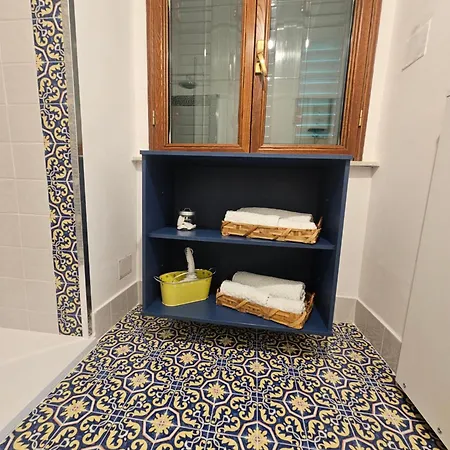 Couette-café Il Faro Di Serapide Naples