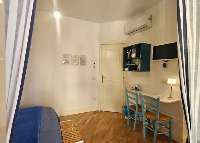 Il Faro Di Serapide 3* Napoli