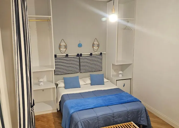 Il Faro Di Serapide فندق مبيت وإفطار